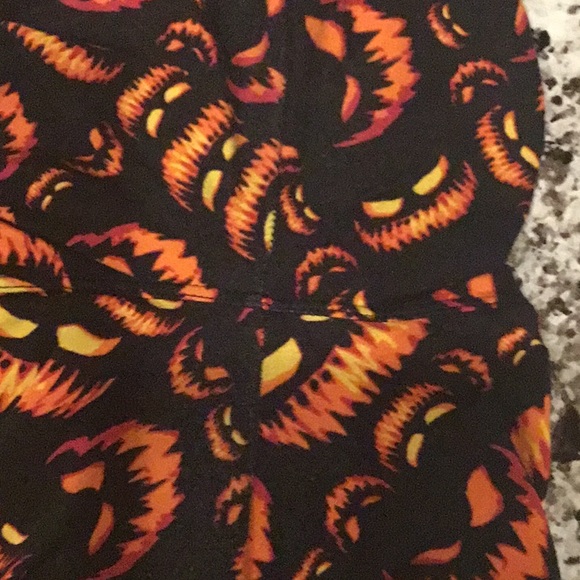 Halloween LulaRoe leggings - Picture 7 of 7